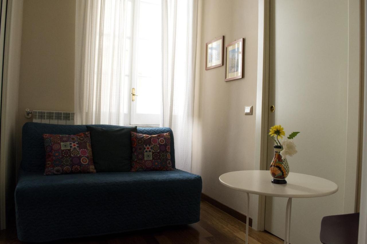 ナポリ Le Stanze Di Dolly Bed & Breakfast エクステリア 写真