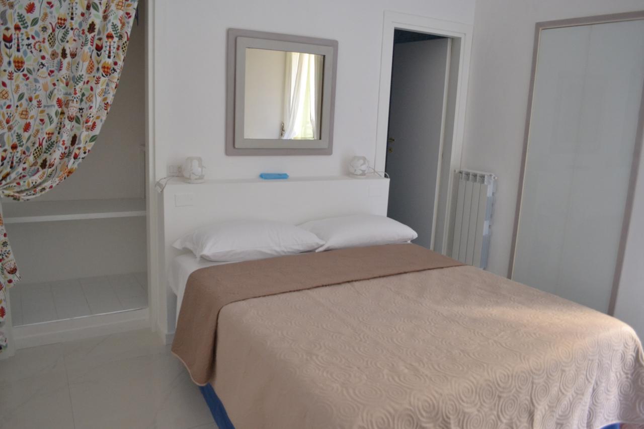 ナポリ Le Stanze Di Dolly Bed & Breakfast エクステリア 写真